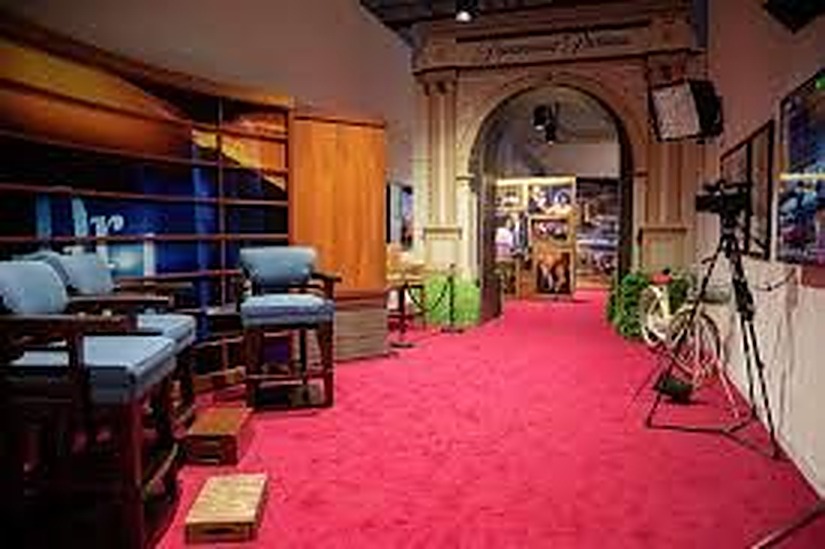 Personal history red-carpet walkthrough