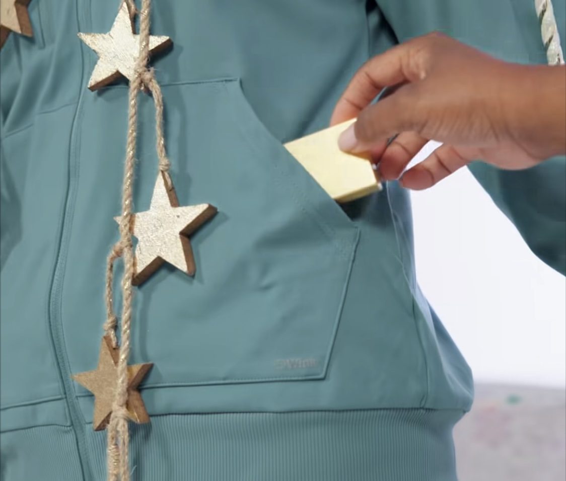 Holiday styling — star & twine detailing